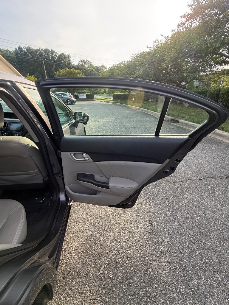2014 Honda Civic EX-L - Photo 14